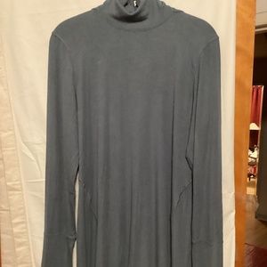 - Lululemon Tunic length knitted long tee